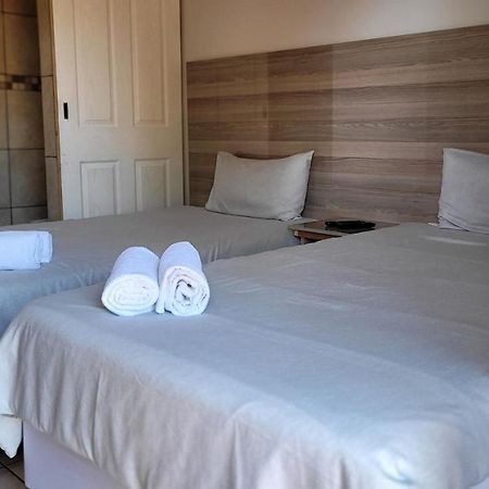 Pab-Love Guest House 库鲁曼 外观 照片