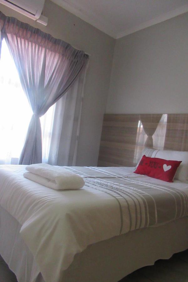 Pab-Love Guest House 库鲁曼 外观 照片